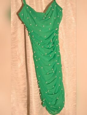 NWT Women's Green Sleeveless Draped Pearl-Embellished Mini Dress Sm. Fun & Sexy